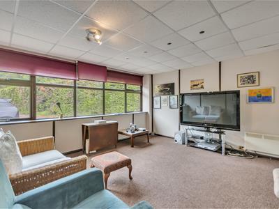 Second Lounge/Movie Room
